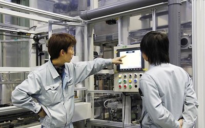 Tuyển 10 nam kỹ sư điện Panasonic 