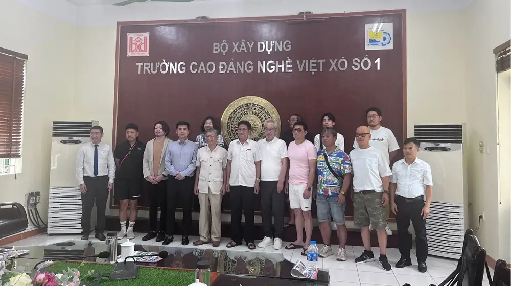 Đoàn công tác Savina đến tham quan và làm việc với Công ty Minh Tâm và Cao đẳng nghề Việt Xô 1
